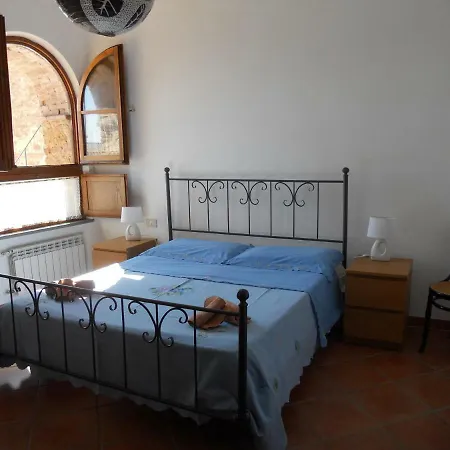 Il Mandorlo *