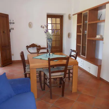 Il Mandorlo *